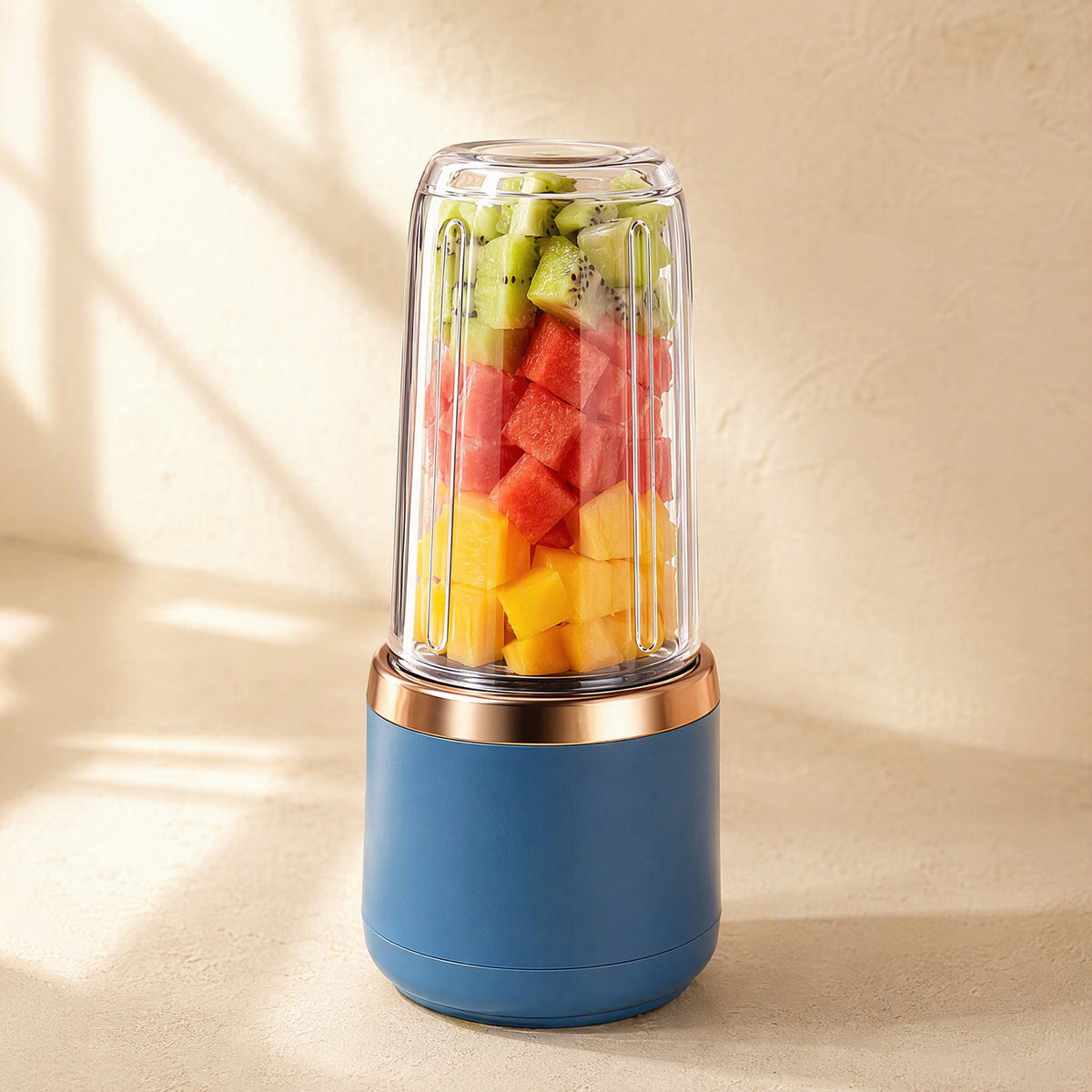Juicewhirl™ Portable Rechargeable Juice Cup, material and detail close-up