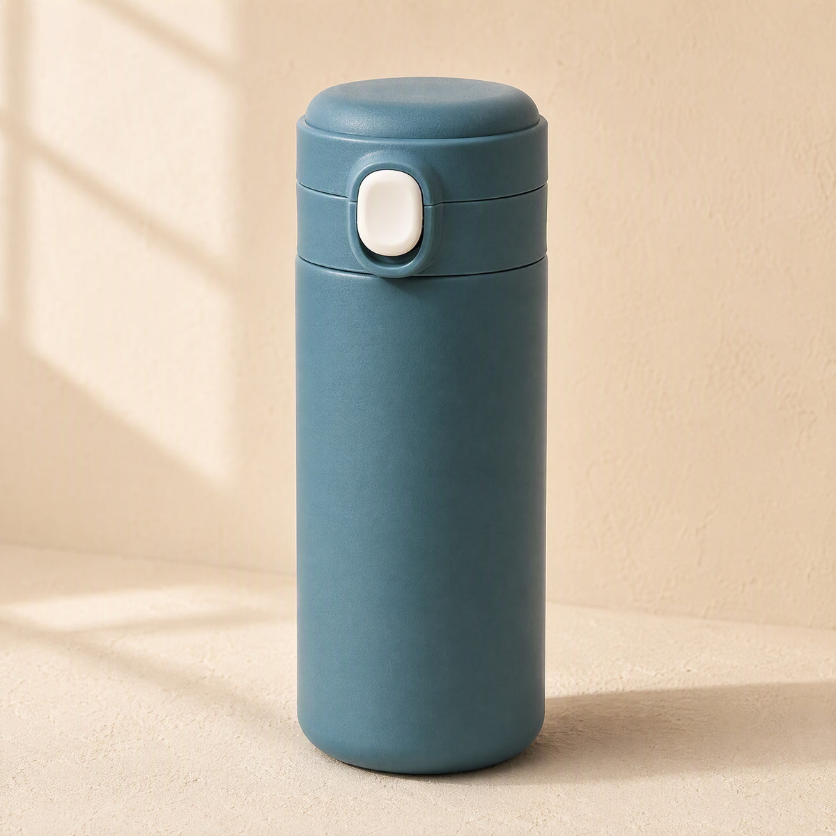 Heatkeep™ 304 Stainless Steel Thermos Cup, material and detail close-up