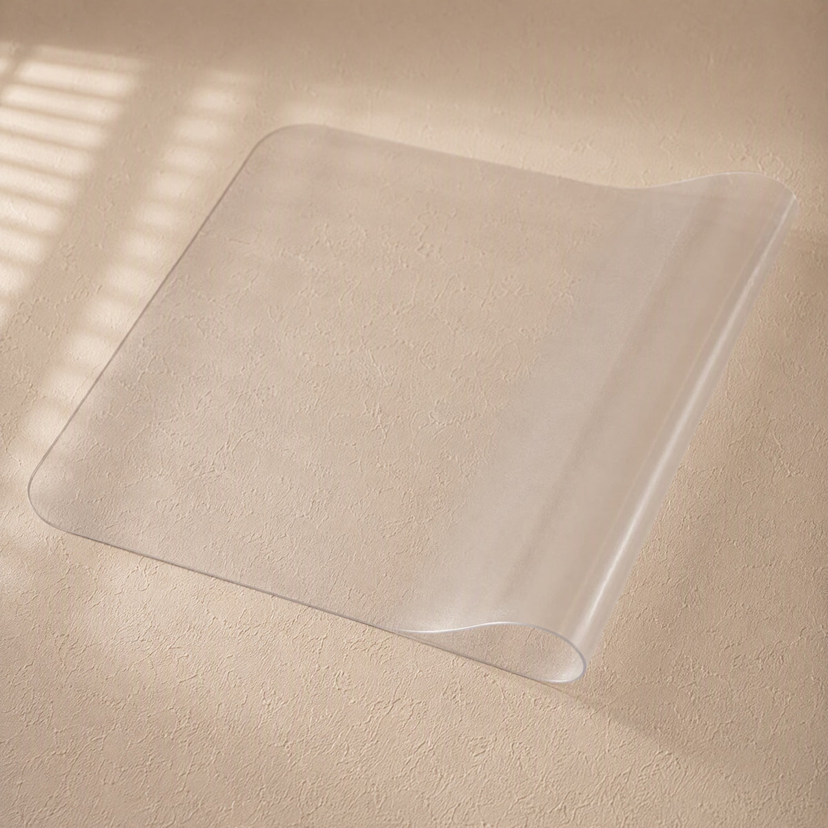 Glasslook™ Transparent PP Table Mat, material and detail close-up