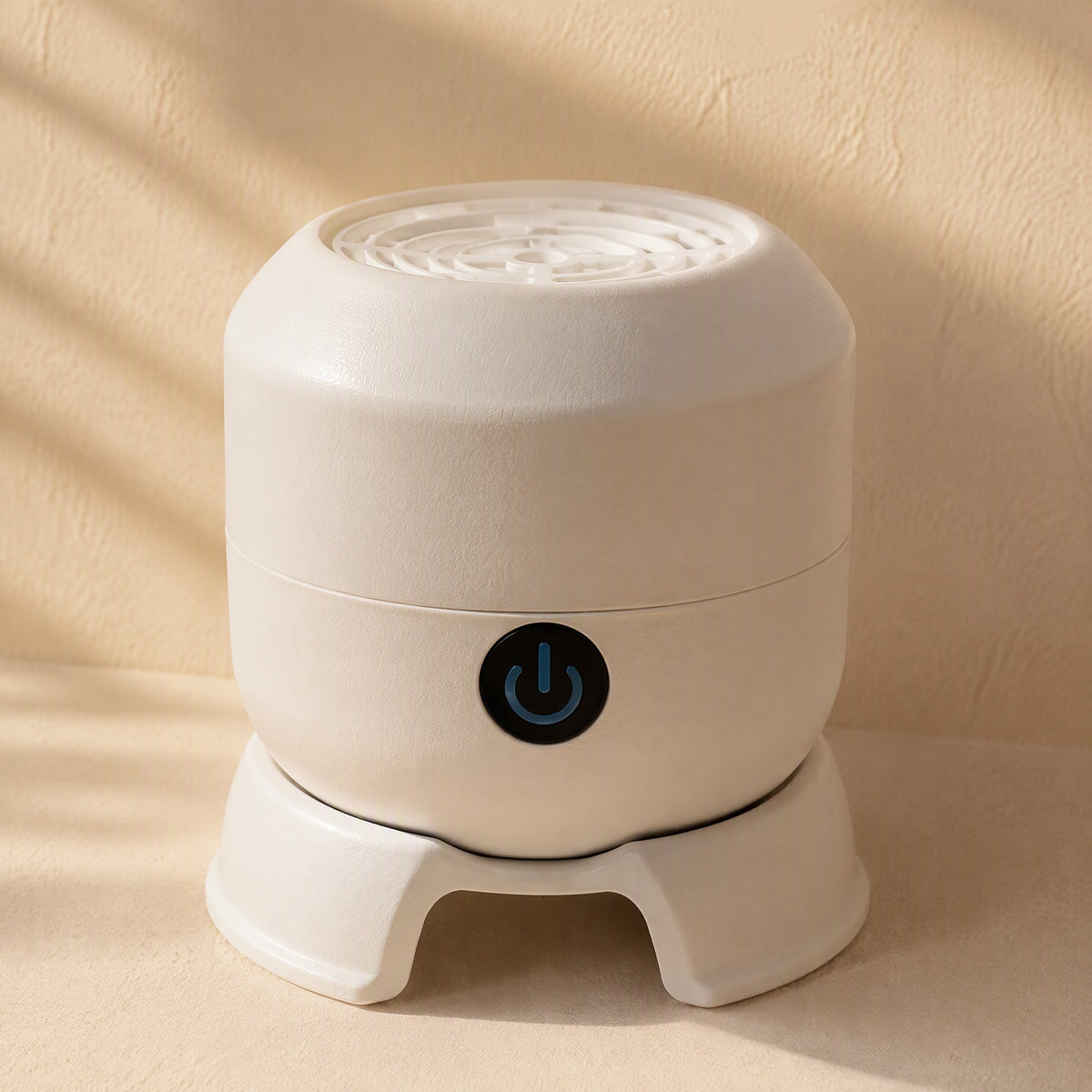 Flakeglow™ Snowflake Holiday Projector Lamp, material and detail close-up