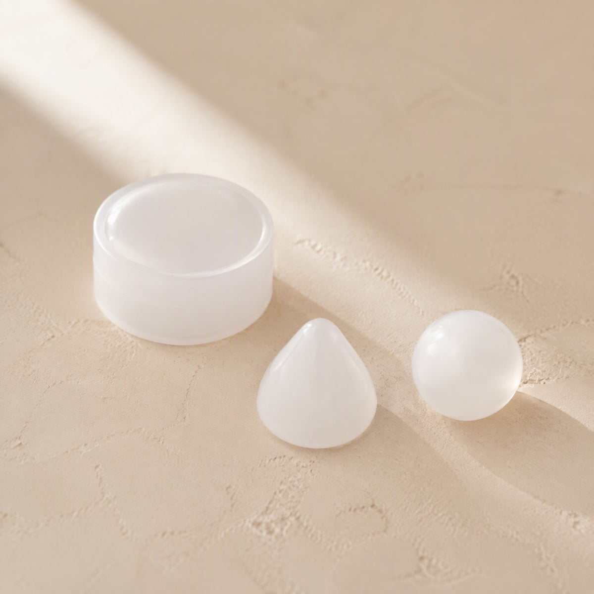 Quietcase™ Silicone Earplugs With Storage Box, material and detail close-up