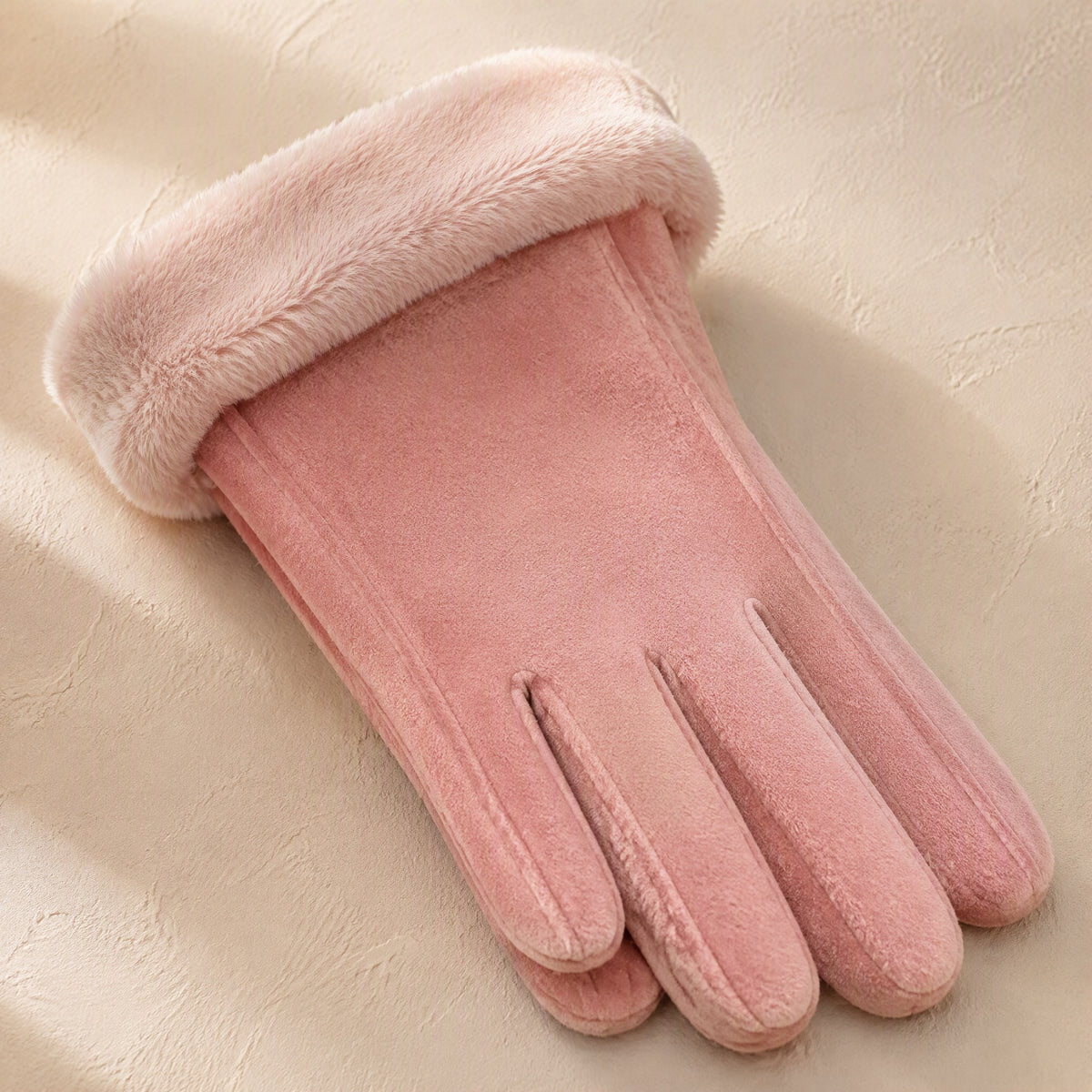 Pedaltap™ Touch Screen Winter Cycling Gloves, material and detail close-up