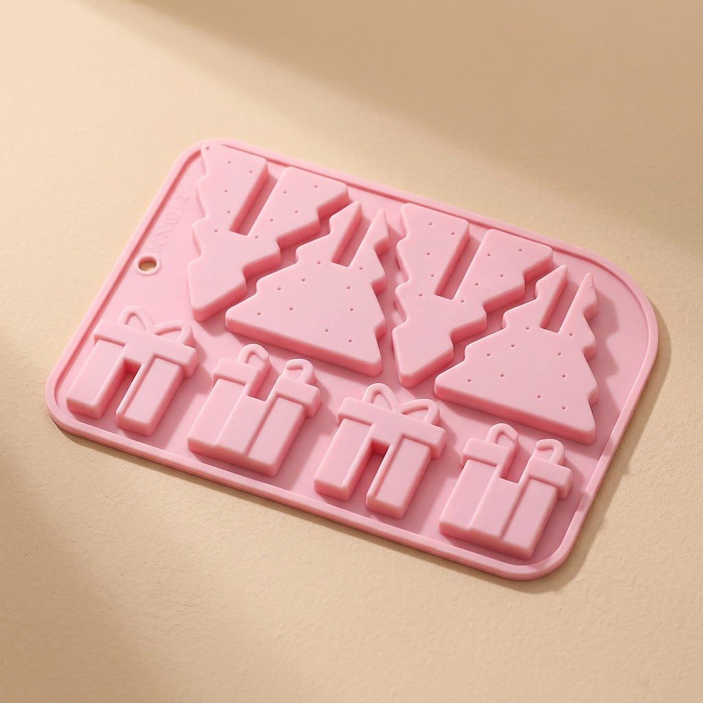 Pinebake™ Christmas Tree Silicone Cake Mold, material and detail close-up
