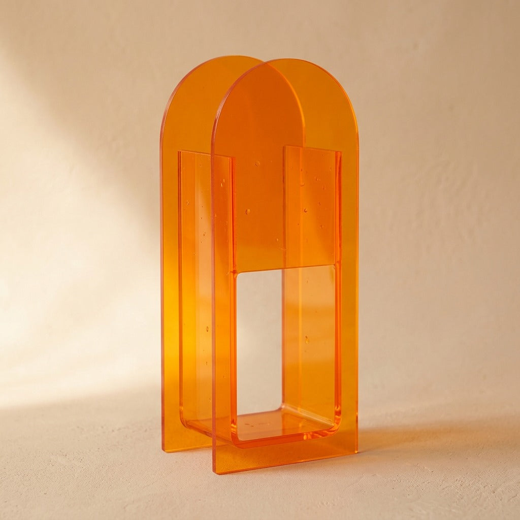 Bloomshape™ Acrylic Flower Arrangement Vase, material and detail close-up