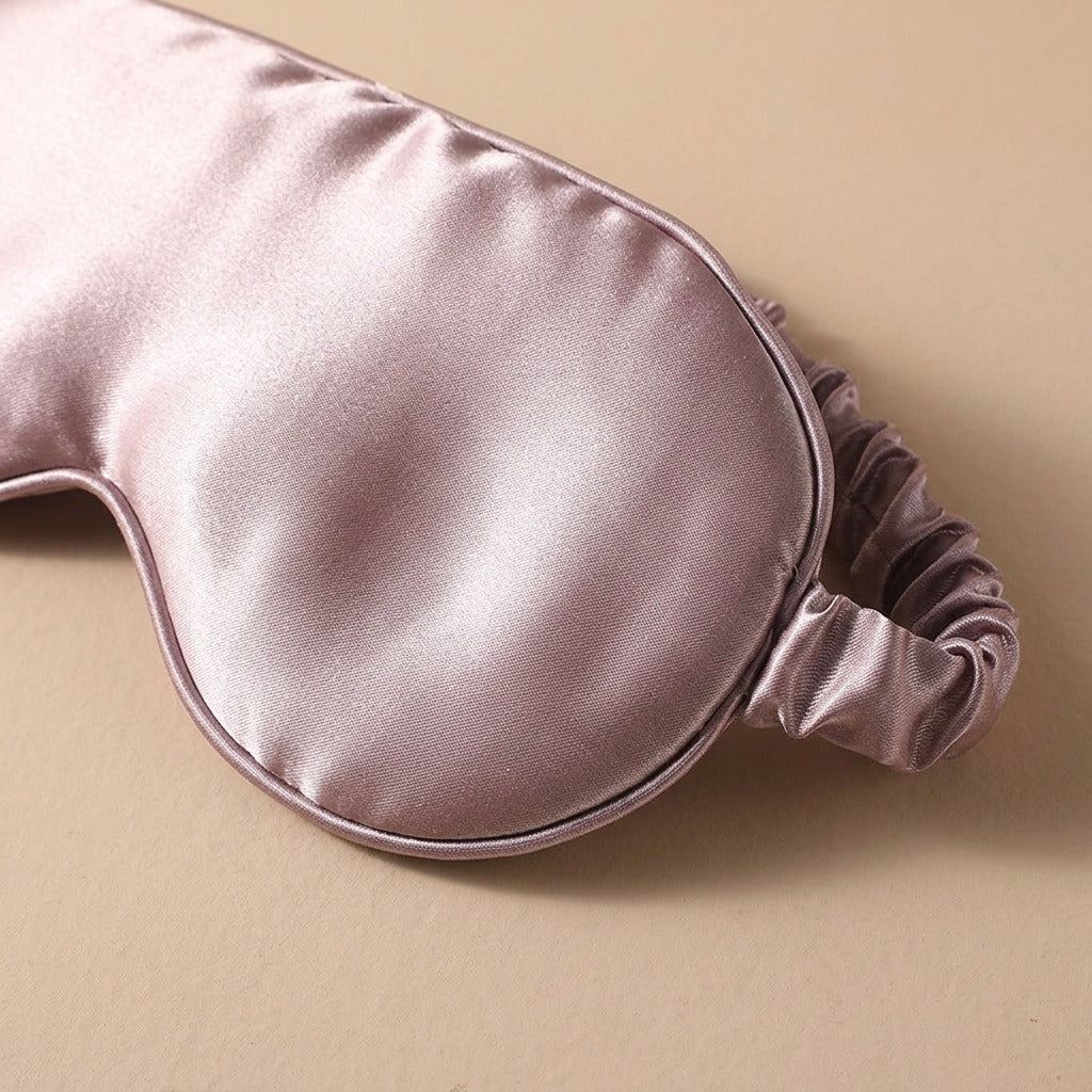 Softsleep™ Double-Sided Silk Eye Mask, material and detail close-up