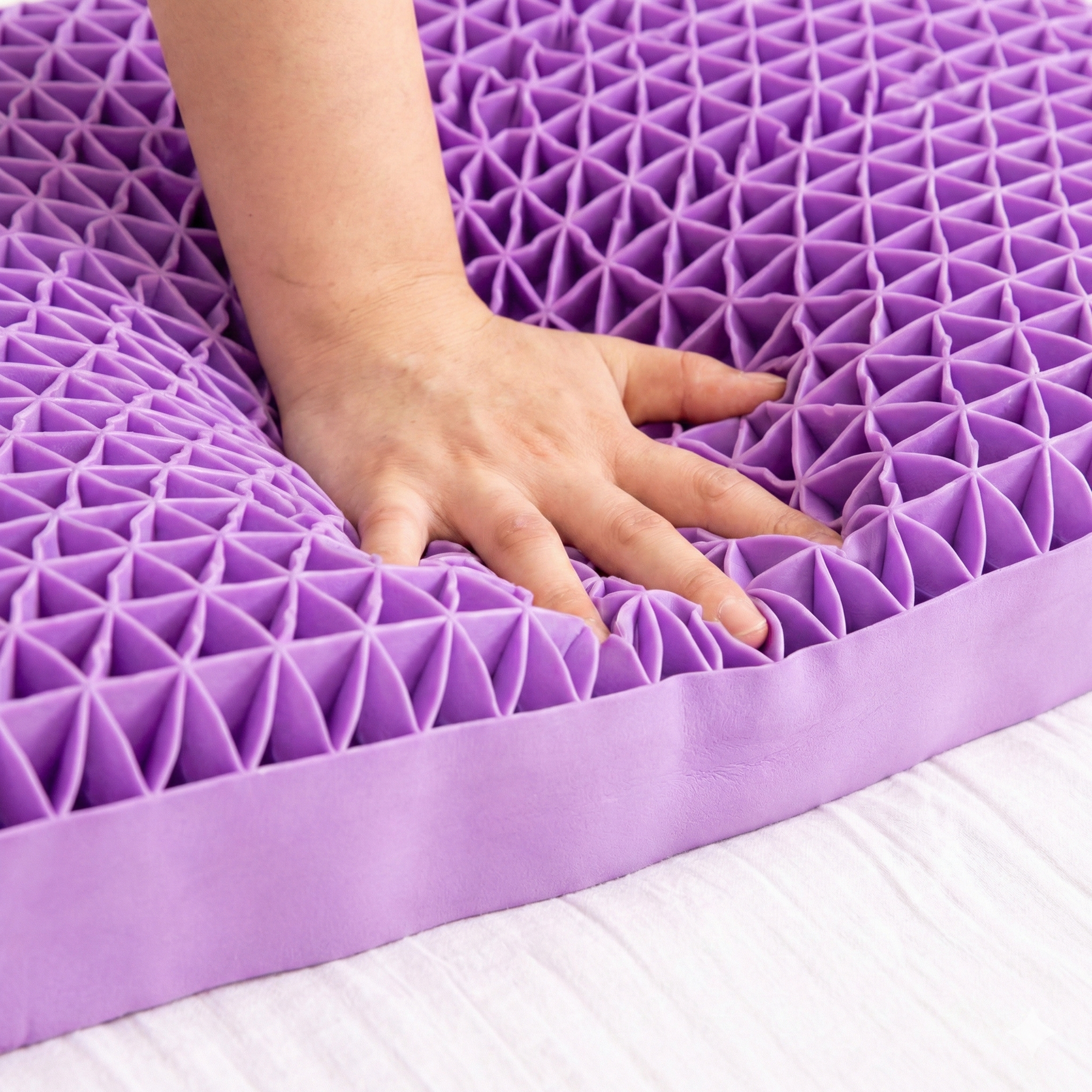 Grid Pillow – image 7