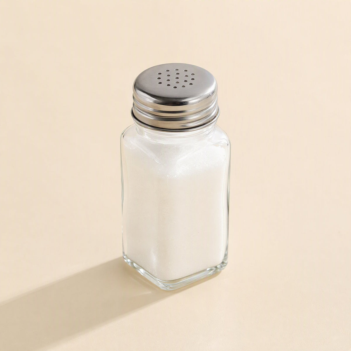 Transparent 120ml square glass seasoning shaker with lid - view 3
