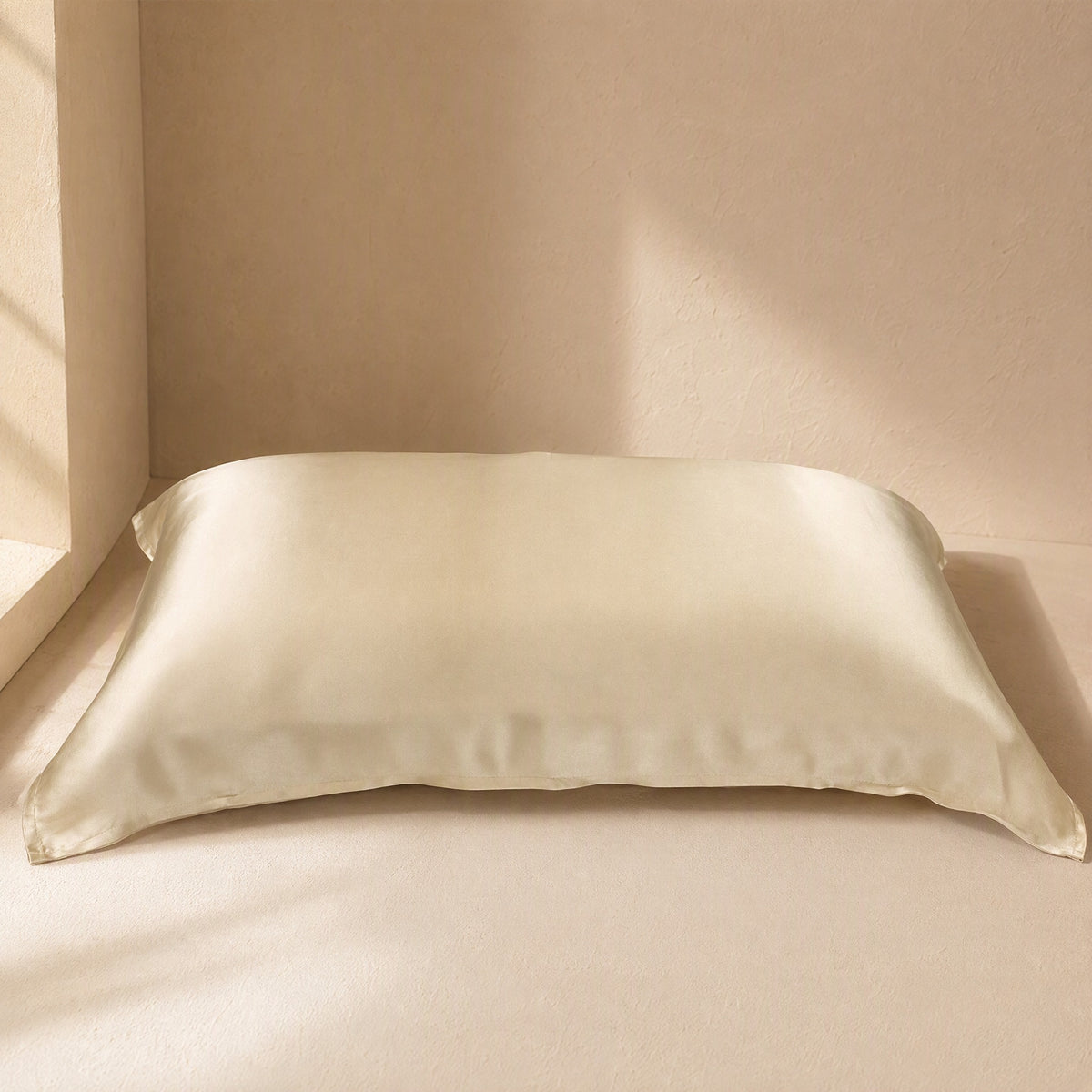 Silkgleam™ Simulated Silk Satin Pillowcase