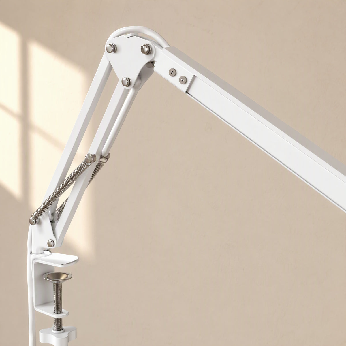 Alushade™ USB Clip Desk Lamp With Aluminum Shade, material and detail close-up