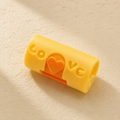 Sheetlock™ Plastic Bed Sheet Fixer Clip, material and detail close-up