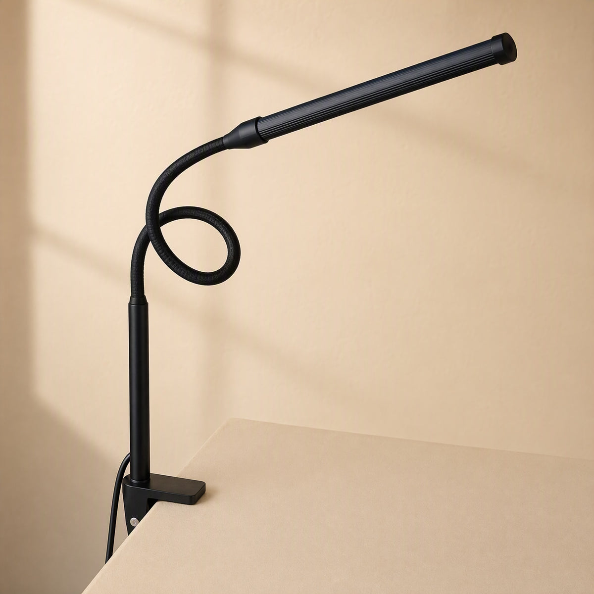 Metalclip™ Clip-On Table Lamp With Metal Shade, material and detail close-up