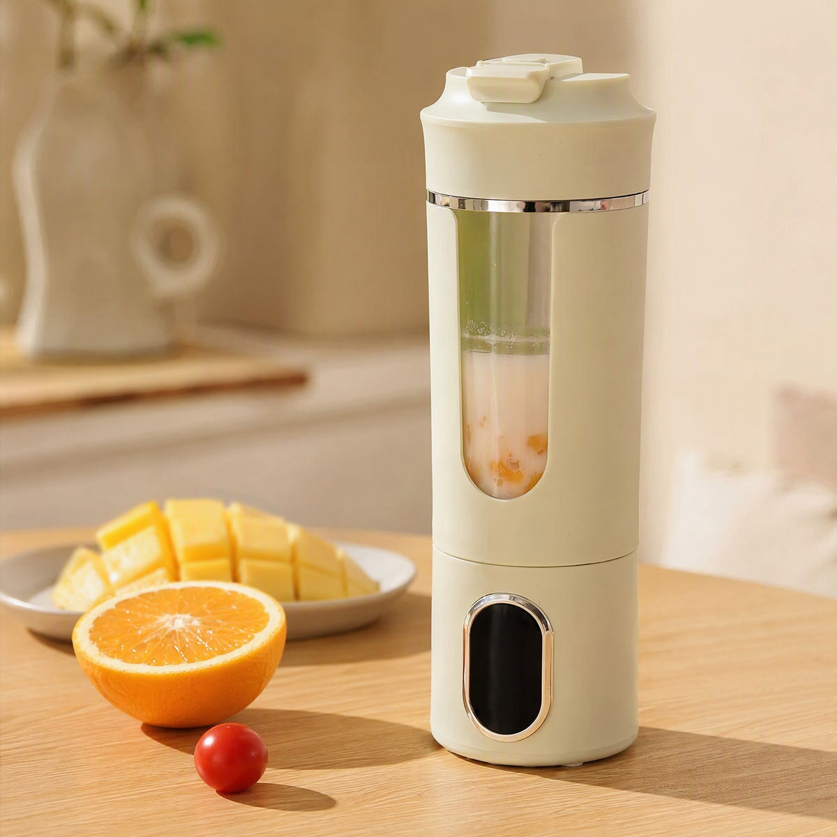 Blendaway™ Portable Rechargeable Juice Machine, styled close view