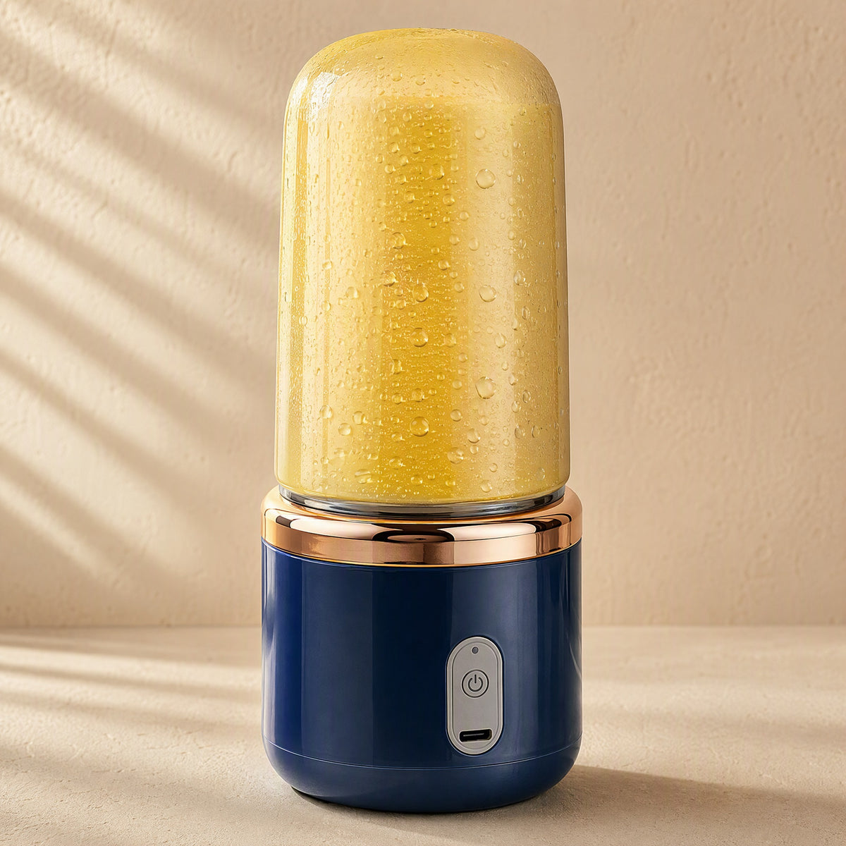 Blendbeam™ Portable Electric Juice Cup, material and detail close-up