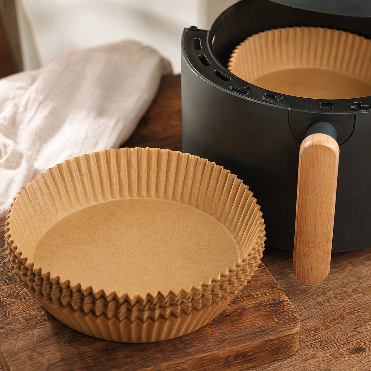 Bakecrisp™ Air Fryer Baking Paper, styled close view
