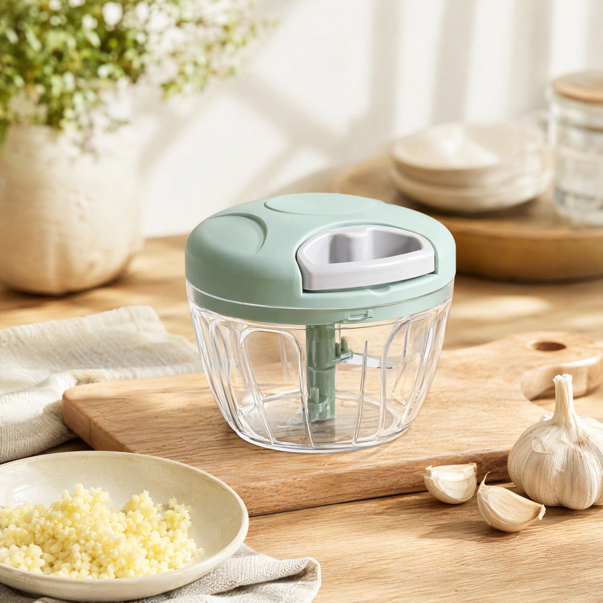 Clovepull™ Manual PP Garlic Chopper in a calm home setting