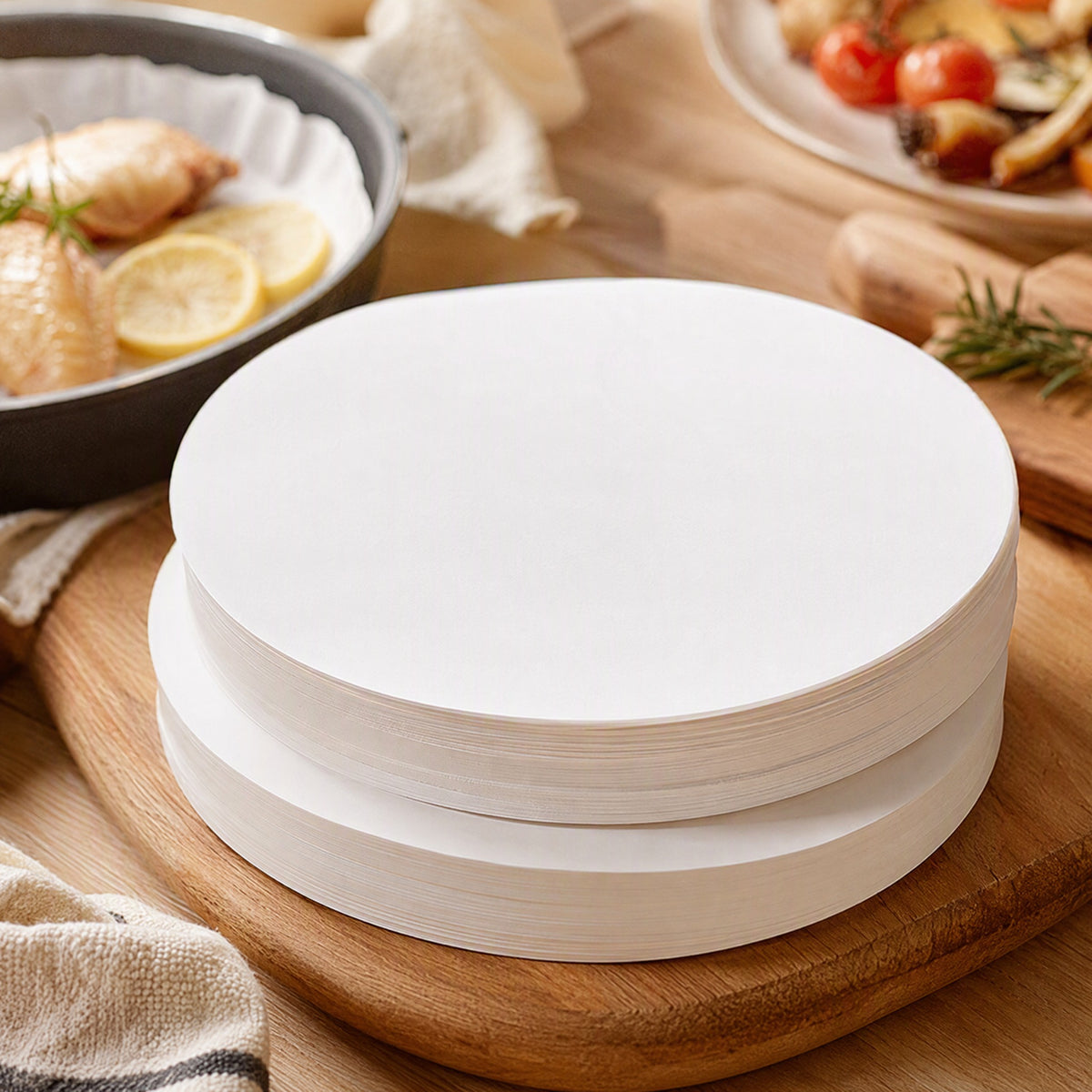 Pulpround™ Round Raw Wood Pulp Baking Paper, styled close view