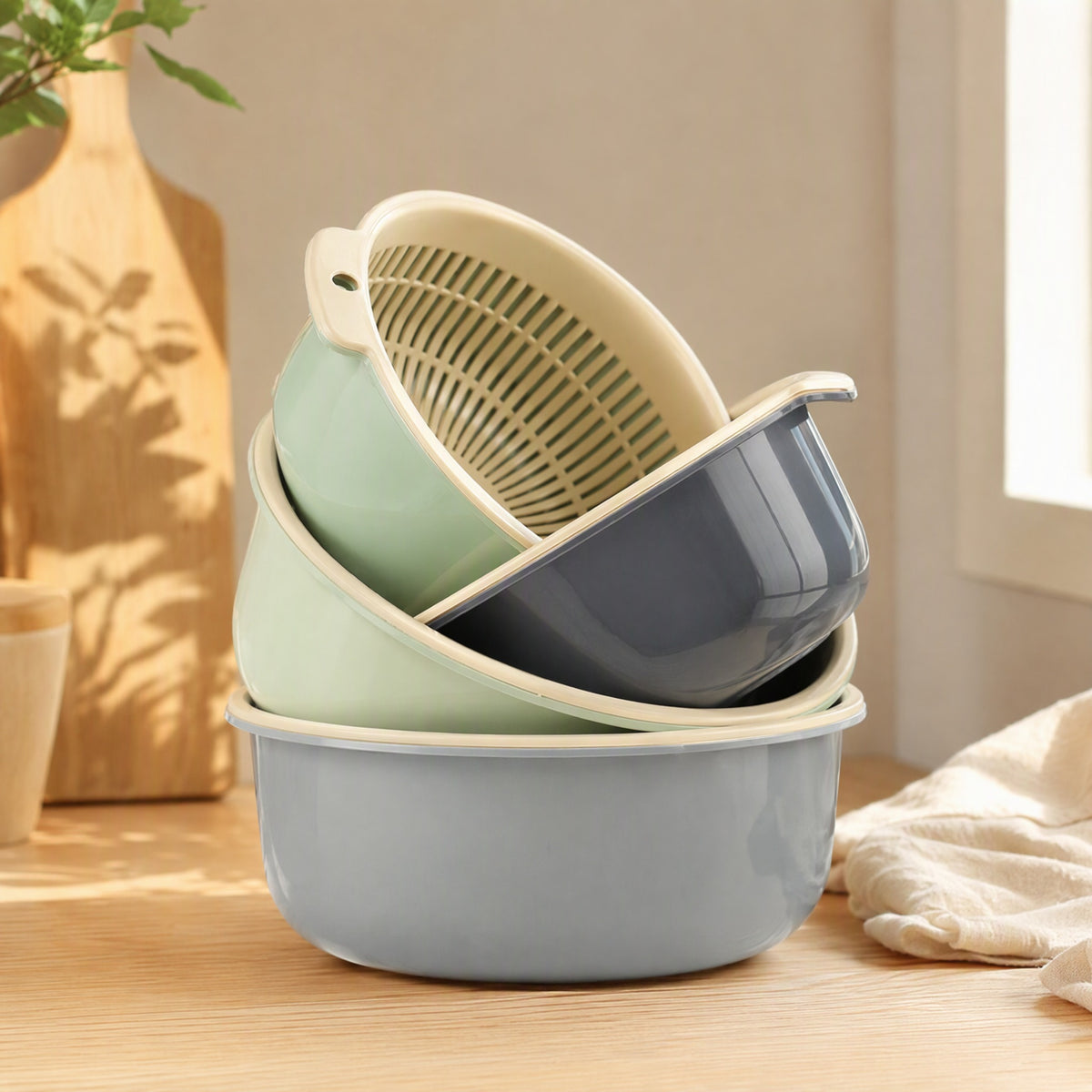 Rinserack™ PP Fruit Basket With Drain Layers in a calm home setting