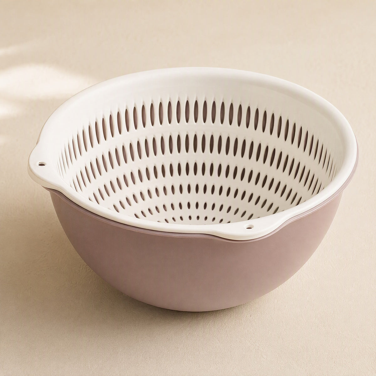 Freshbowl™ Plastic Vegetable Washing Basin, material and detail close-up