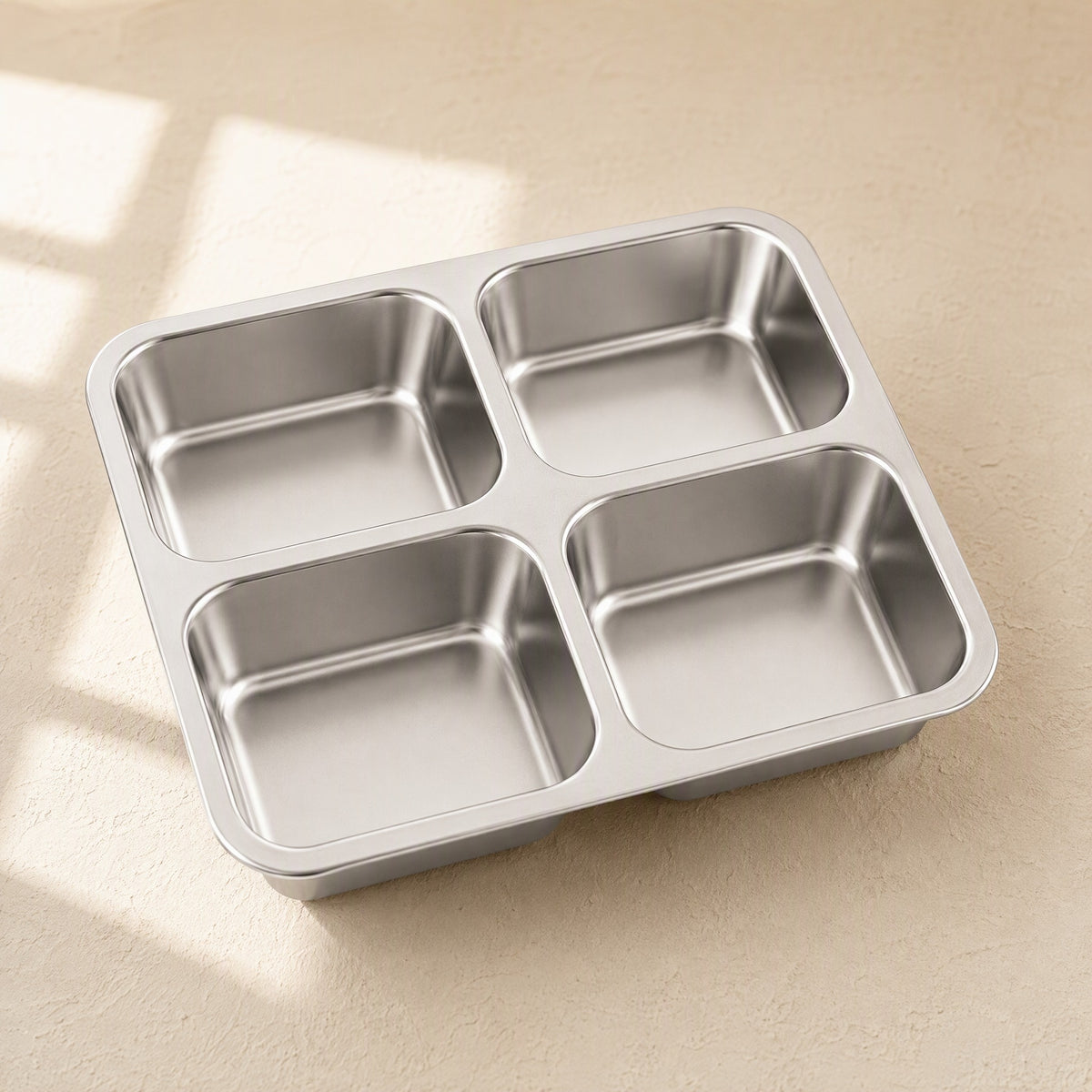 Mealdivide™ 304 Stainless Steel Divided Lunch Box, material and detail close-up