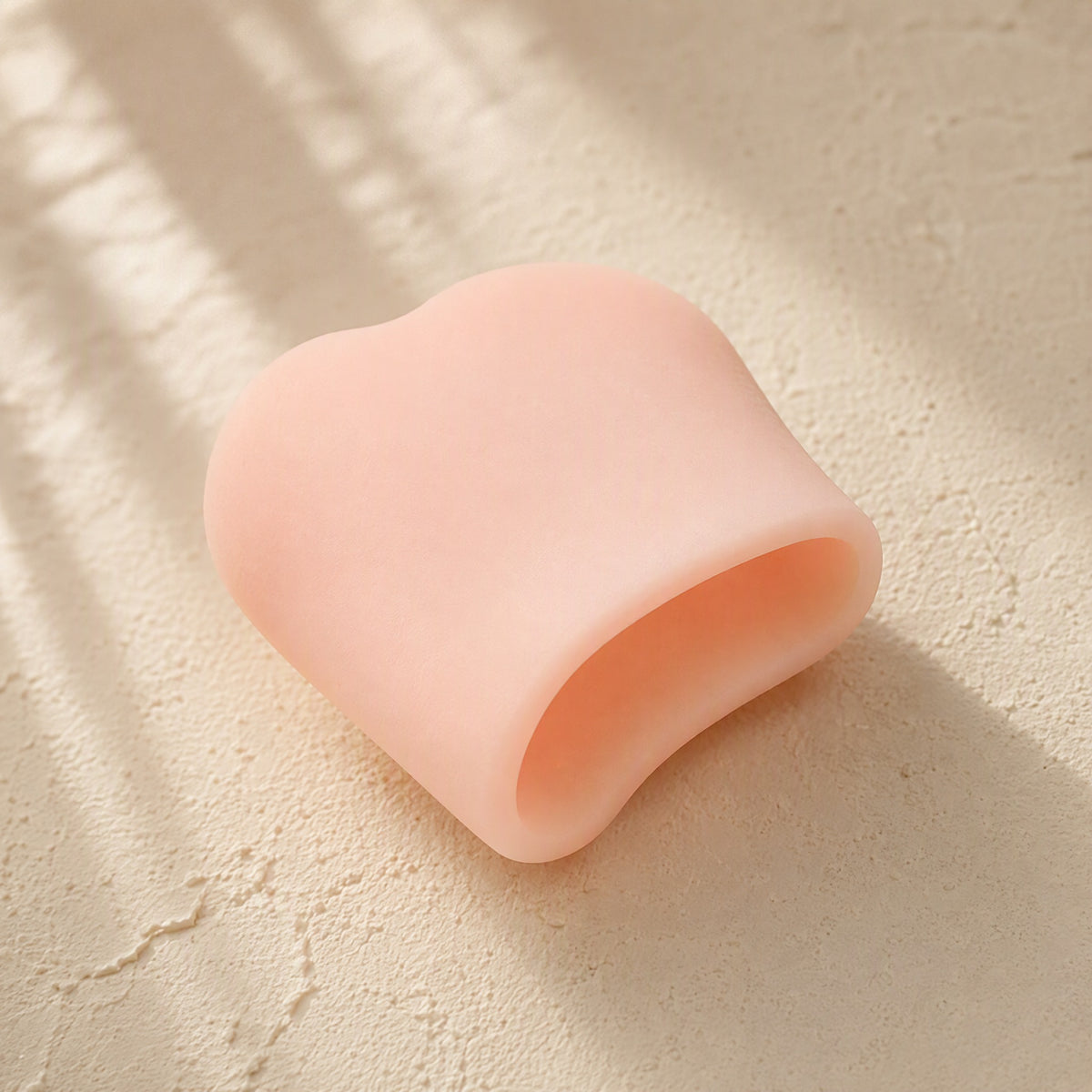 Toehalo™ Silicone Big Toe Separator Ring, material and detail close-up