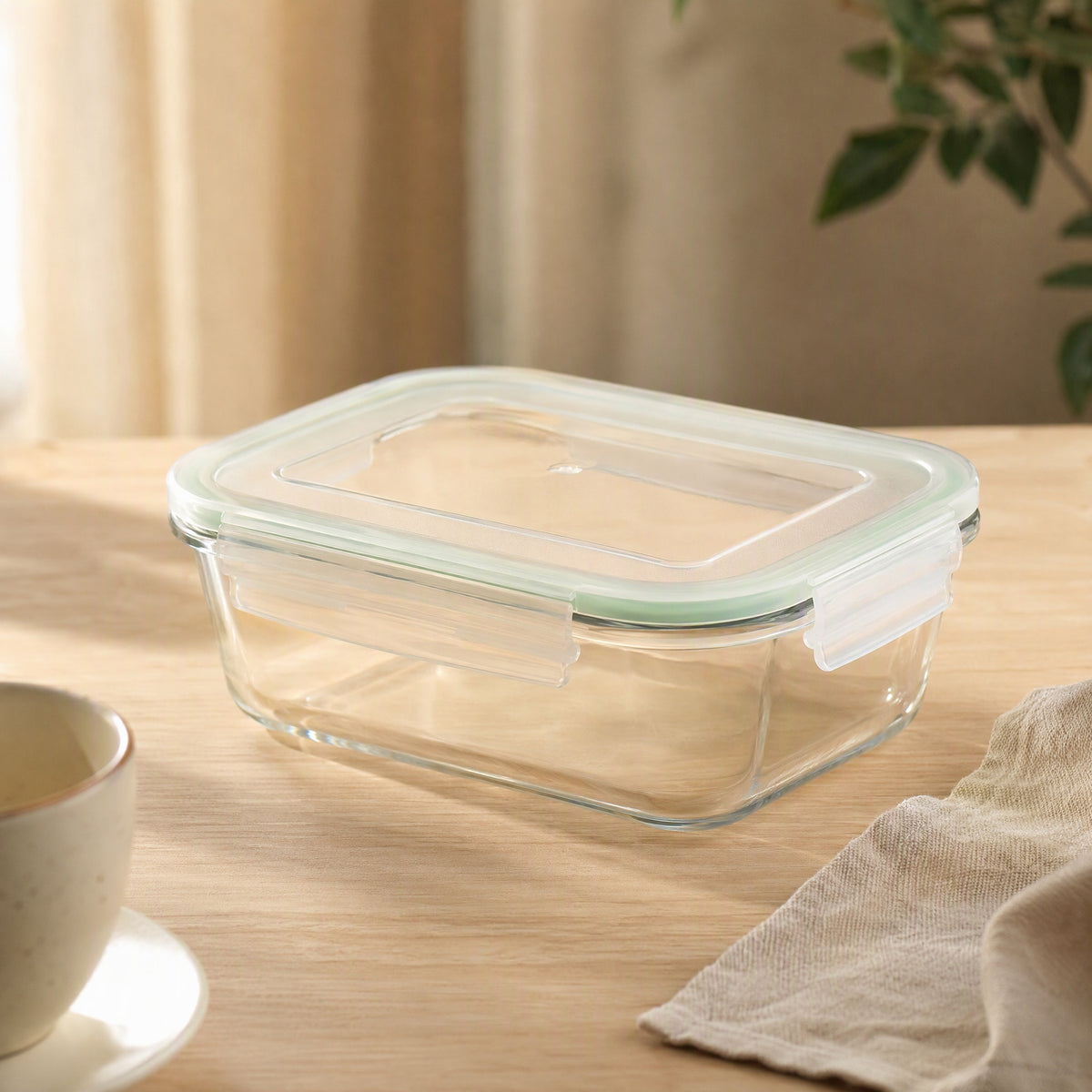 Lunchlock™ Borosilicate Glass Lunch Box, styled close view