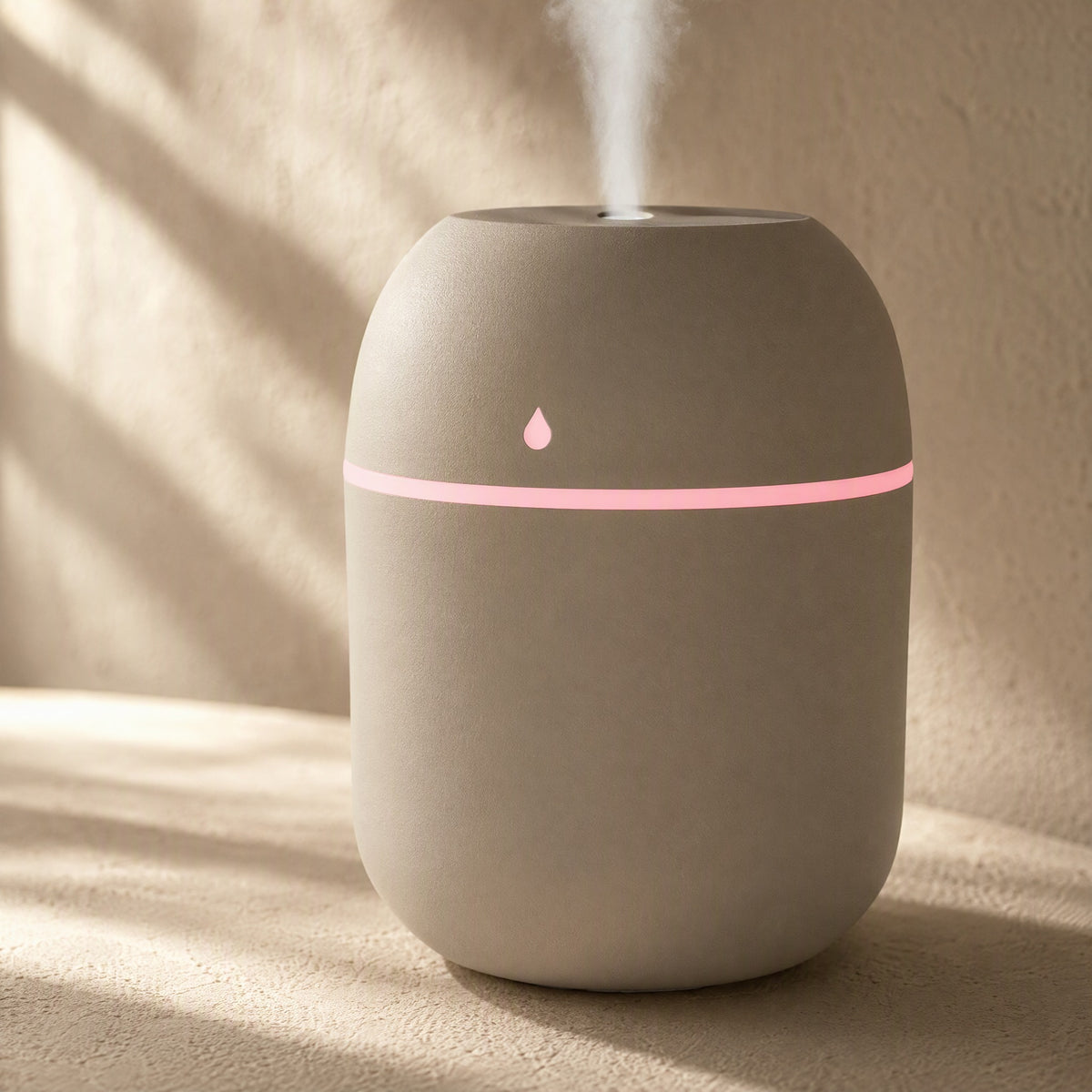 Mistwave™ USB Ultrasonic Humidifier, material and detail close-up