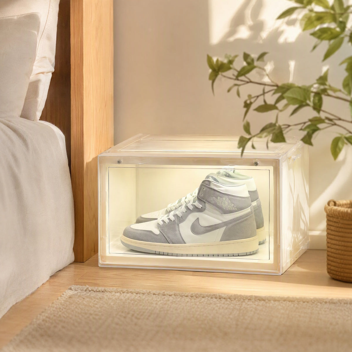 Clearpair™ PET+PP Transparent Shoe Box in a calm home setting