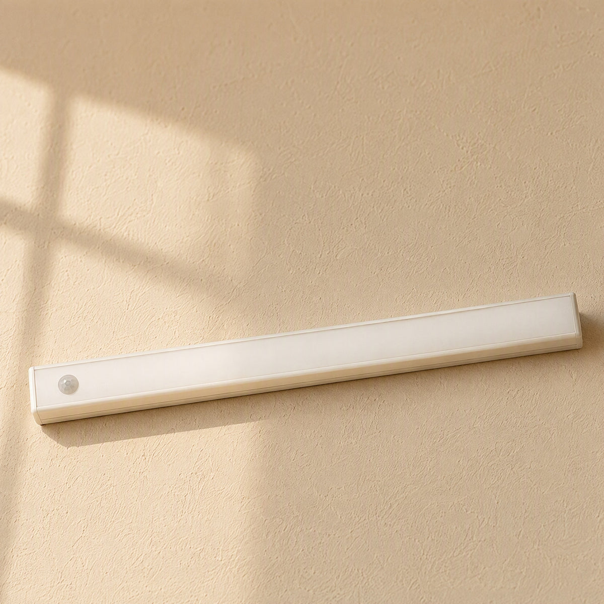 Magbeam™ Magnetic Rechargeable Sensor Night Light, material and detail close-up