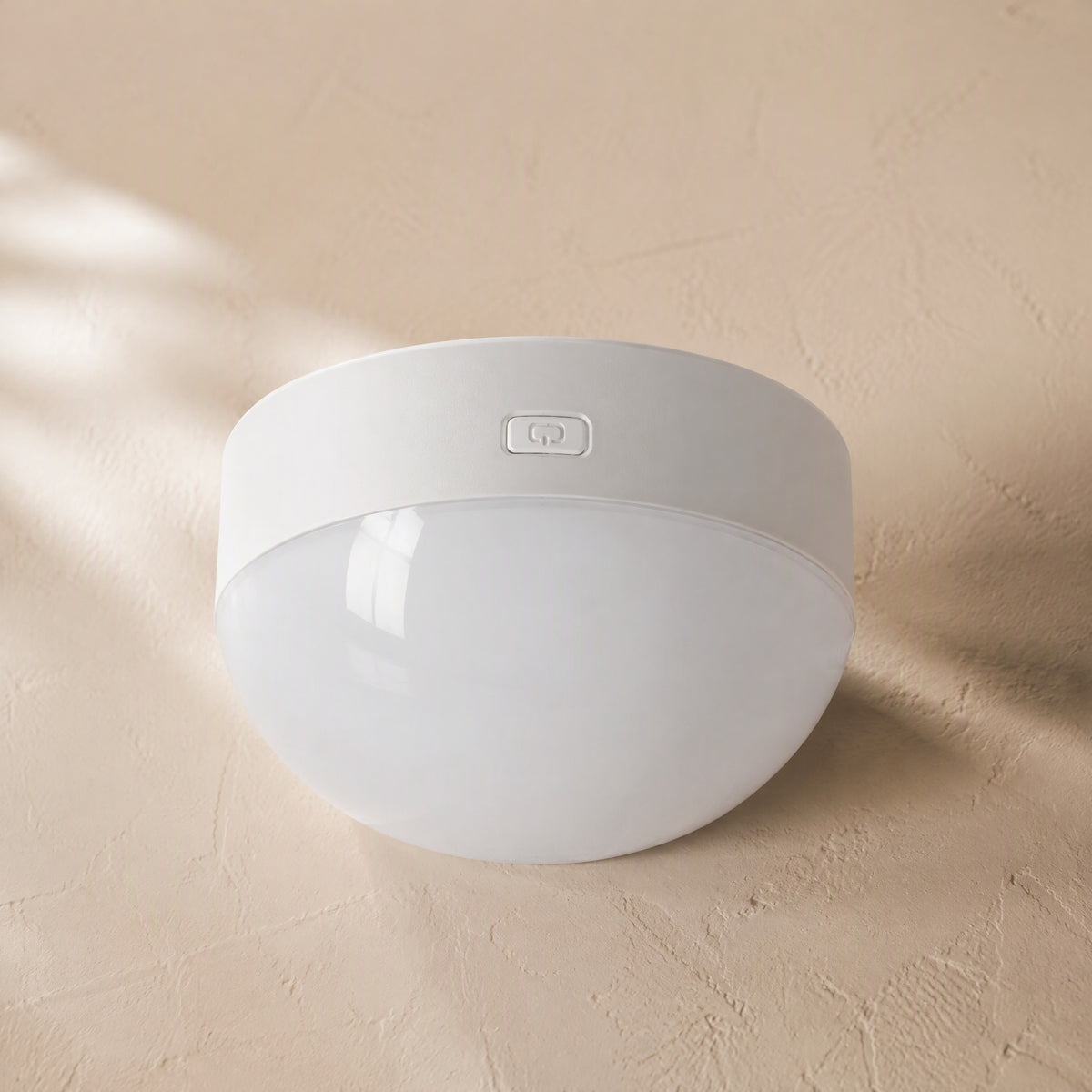 Glowclick™ Remote Control Table Lamp, material and detail close-up