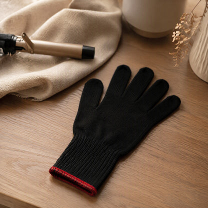 Handloom™ Cotton Gauze Heat-Resistant Gloves, styled close view