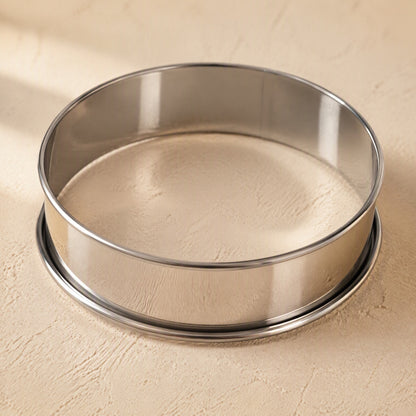 Ringnest™ Stainless Steel Cake Mold Ring, material and detail close-up
