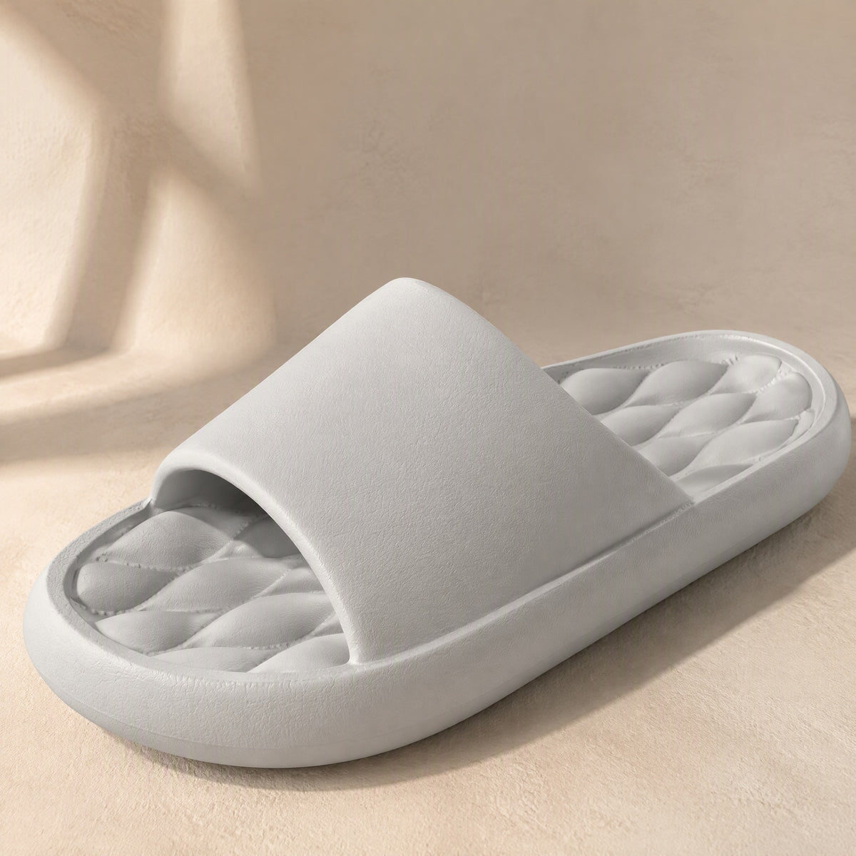 Homepuff™ EVA Foam Home Slippers, material and detail close-up