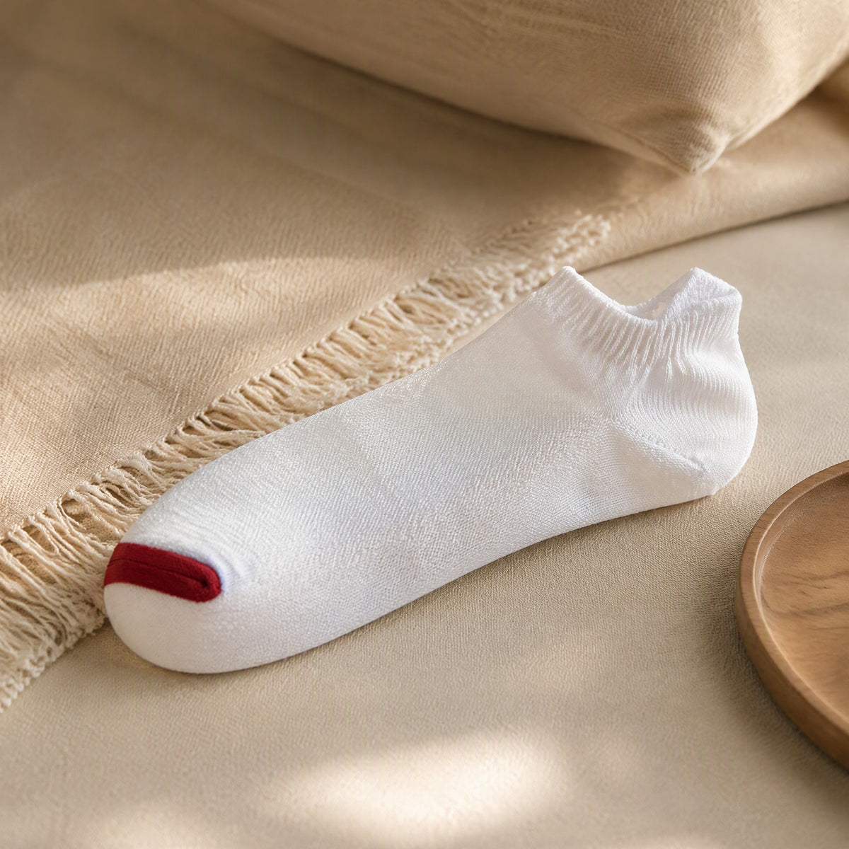 Lowdeck™ Polyester Low-Cut Boat Socks, styled close view