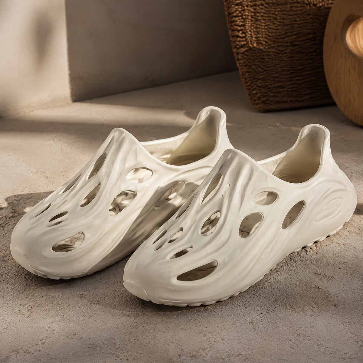Trailfoam™ Men's EVA Foam Outdoor Clogs, styled close view