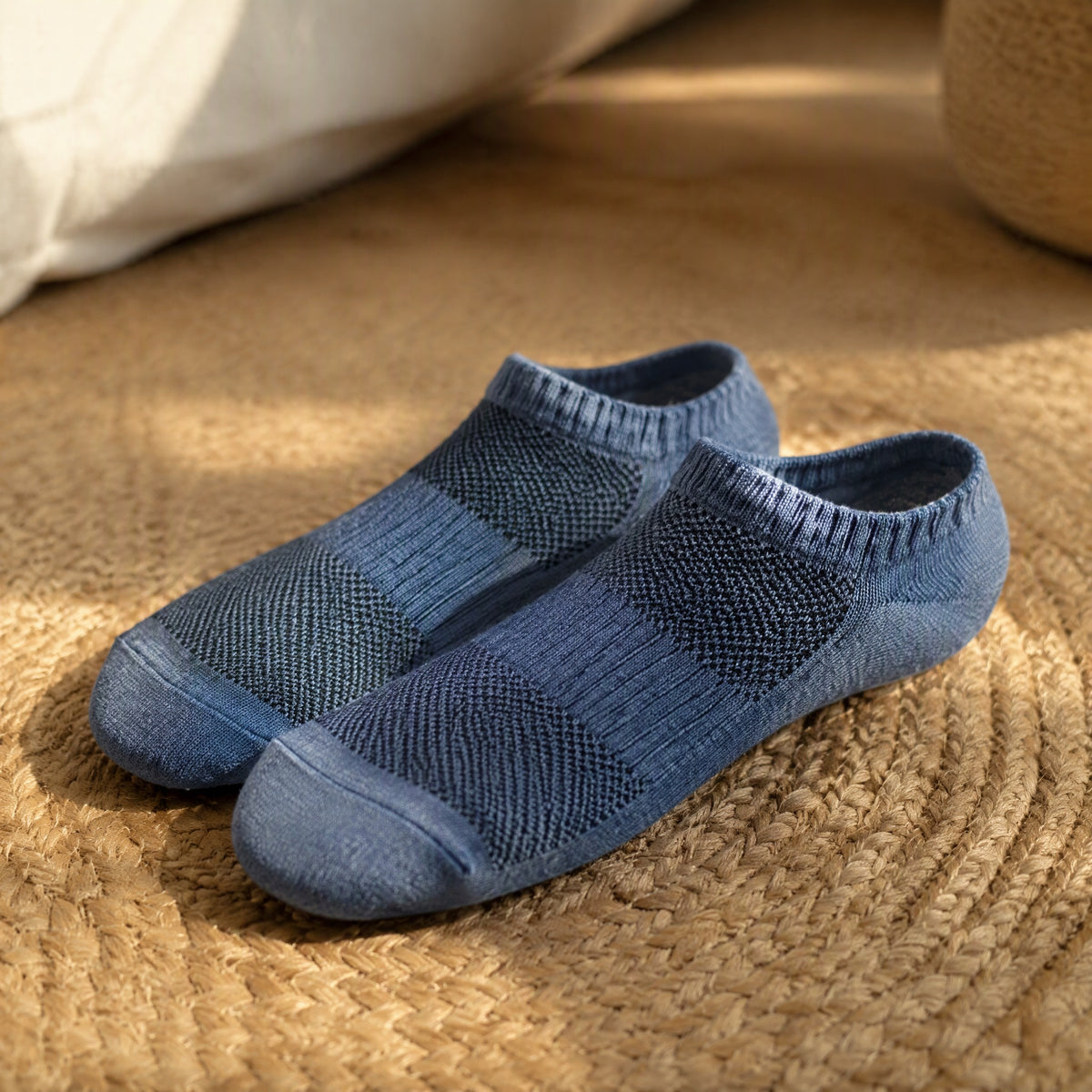 Hidehem™ Polyester Invisible Boat Socks, styled close view