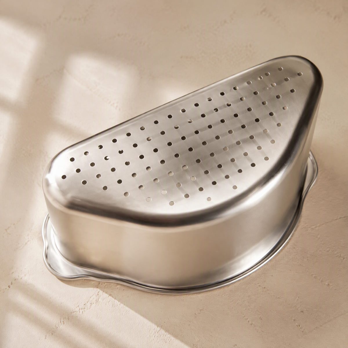 Steelsift™ 304 Stainless Steel Sink Drain Basket, material and detail close-up