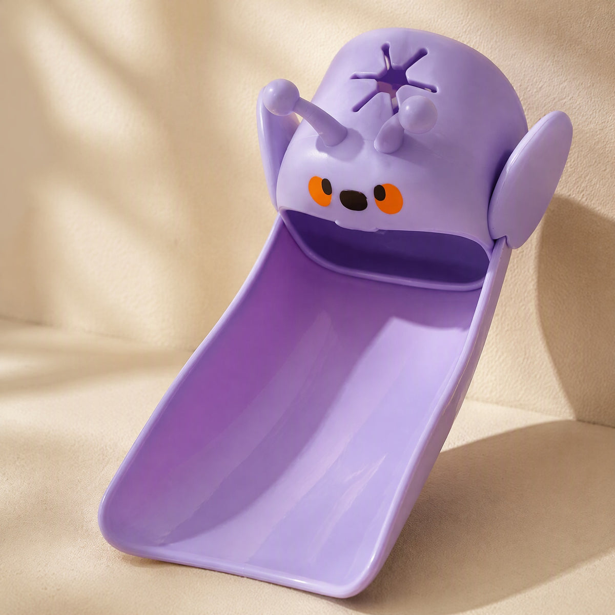 Taptrail™ Cartoon Plastic Faucet Extender, material and detail close-up