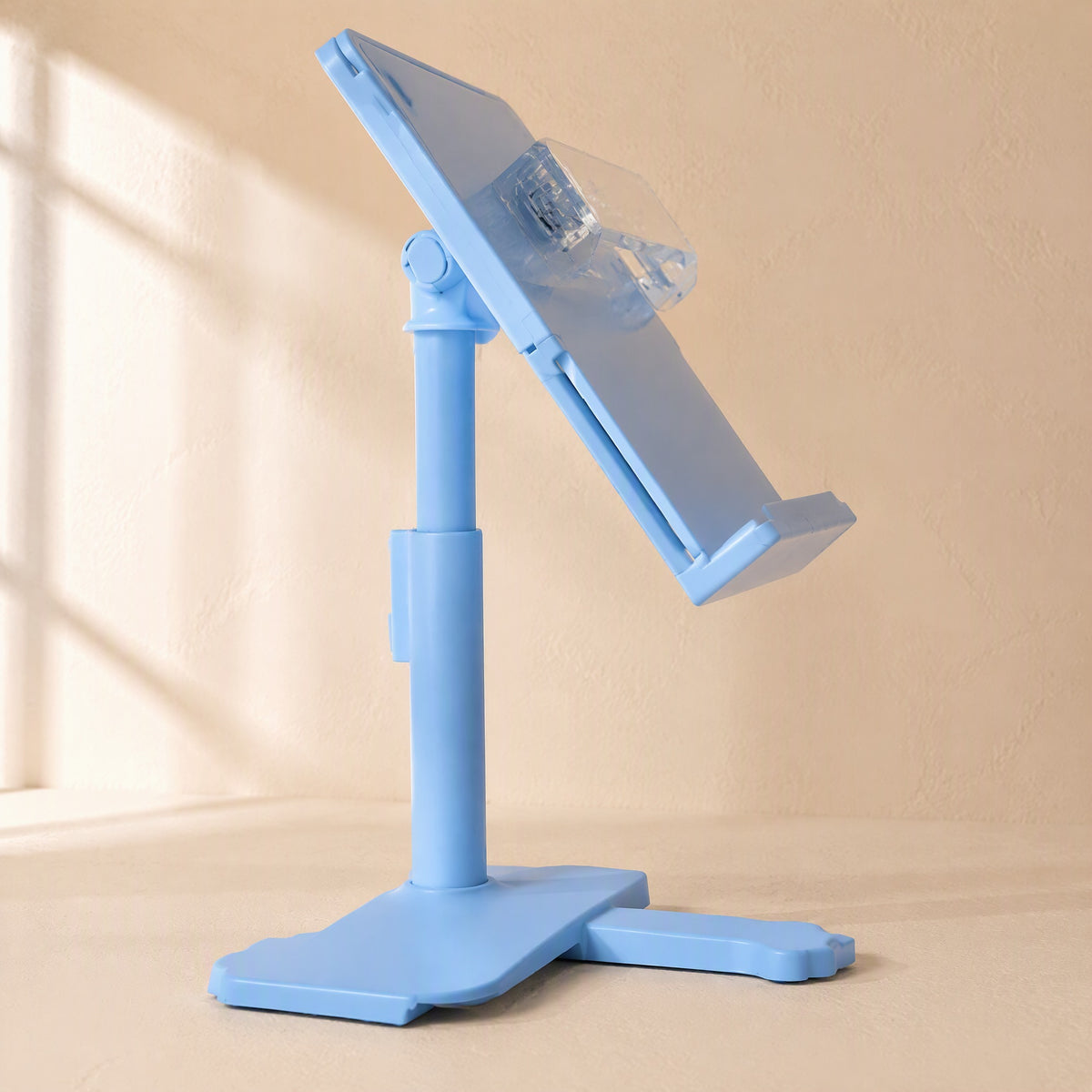 Readangle™ Plastic Reading Stand, material and detail close-up