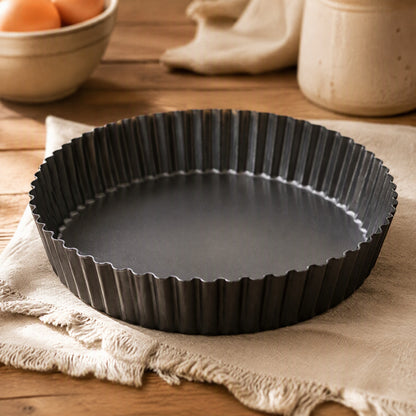 Loafsteel™ Carbon Steel Cake Mold, styled close view
