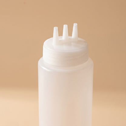 Threepour™ Three-Hole Seasoning Bottle, material and detail close-up