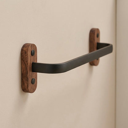 Wallsole™ Space Aluminum Wall-Mounted Shoe Rack, material and detail close-up