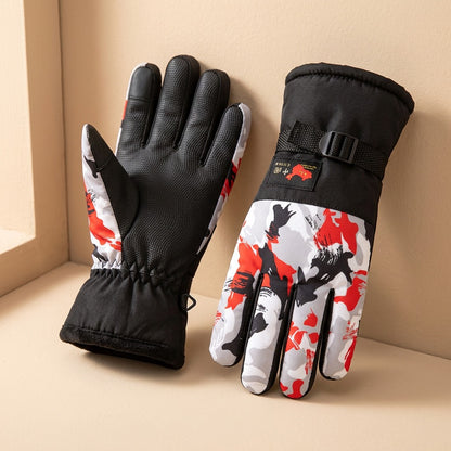 Frostgrip™ Camouflage Winter Warm Gloves, material and detail close-up