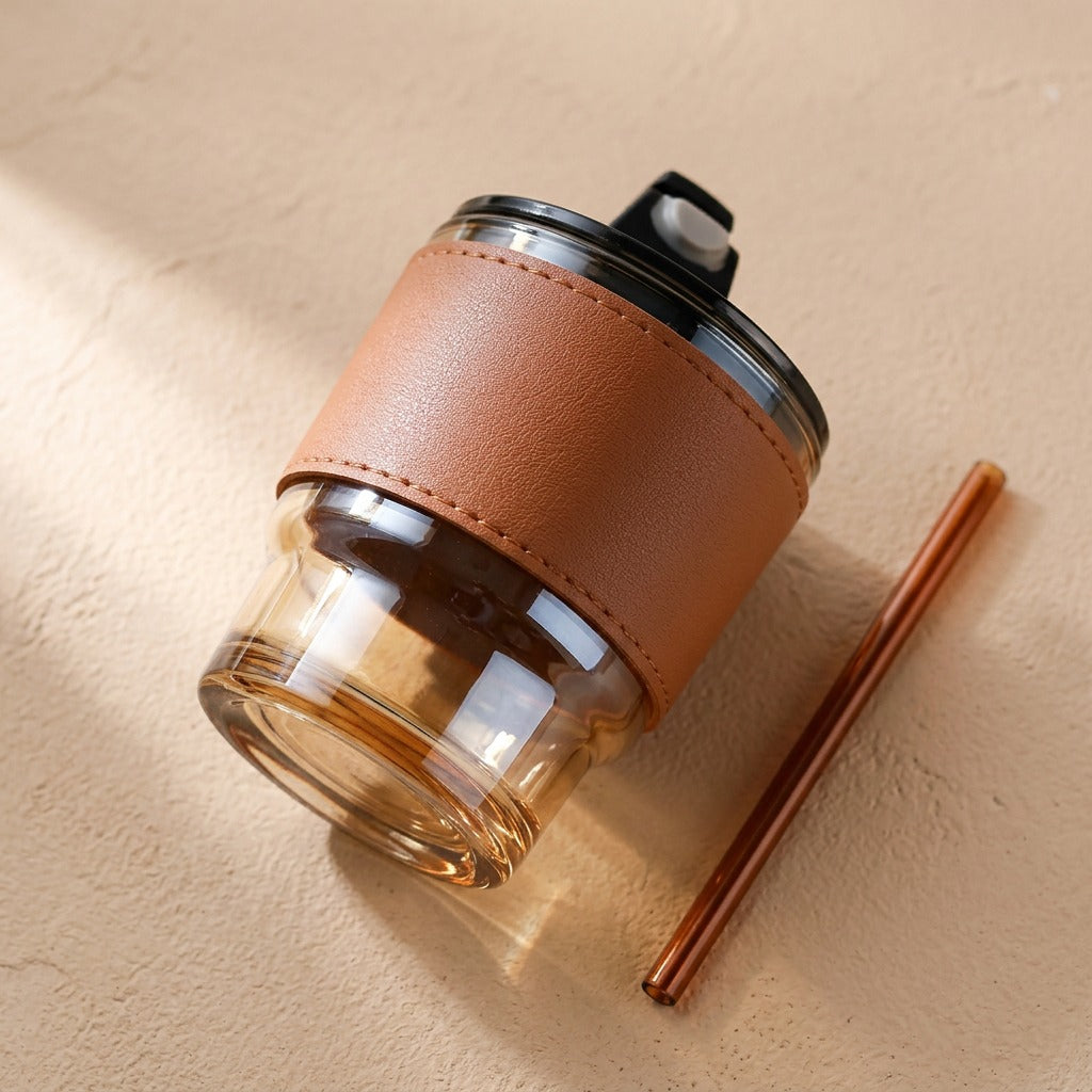 Sipshine™ Round Glass Coffee Cup With Straw, material and detail close-up