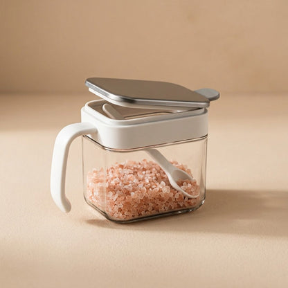 Spiceview™ Glass Seasoning Jar, material and detail close-up