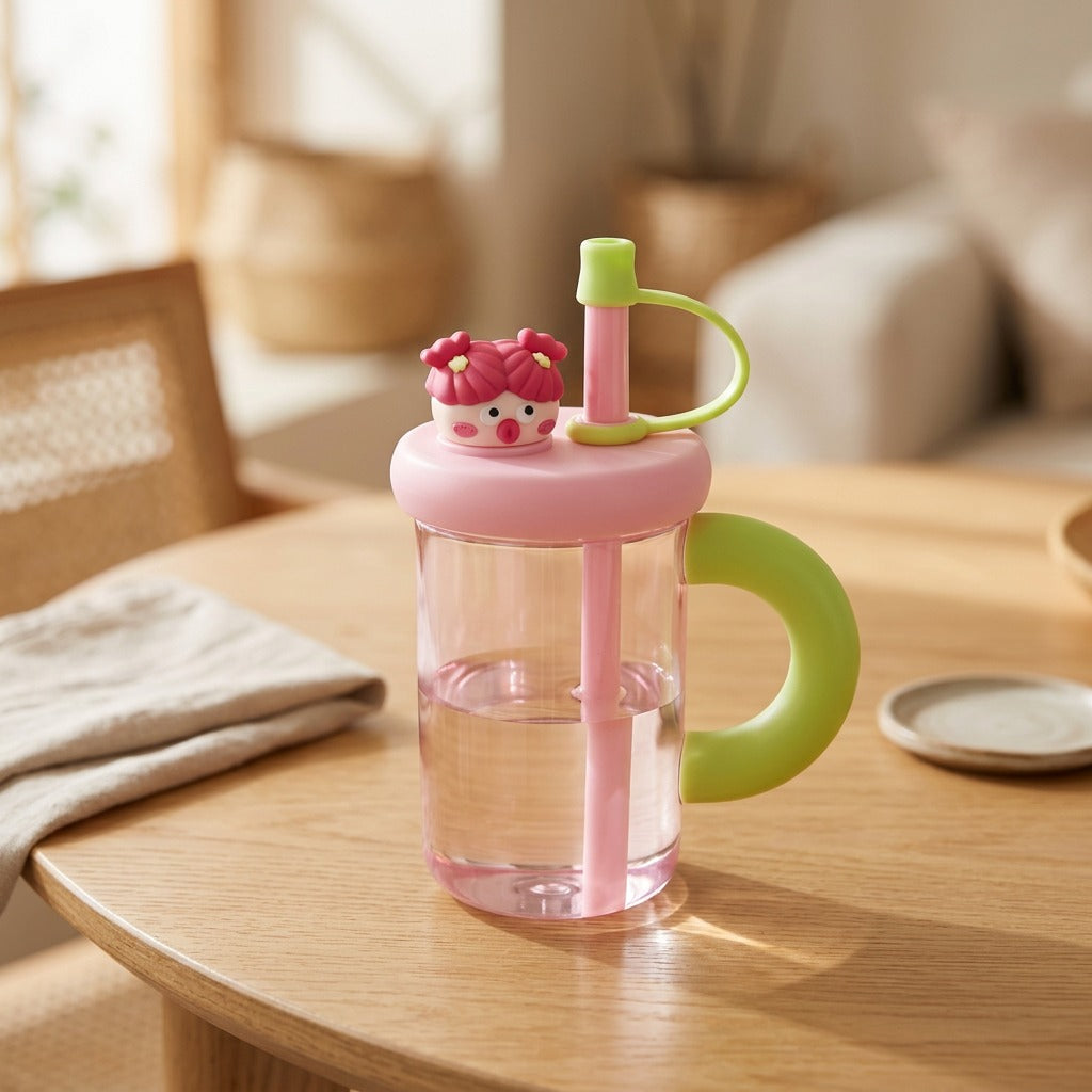 Sipsprout™ Plastic Straw Cup, styled close view