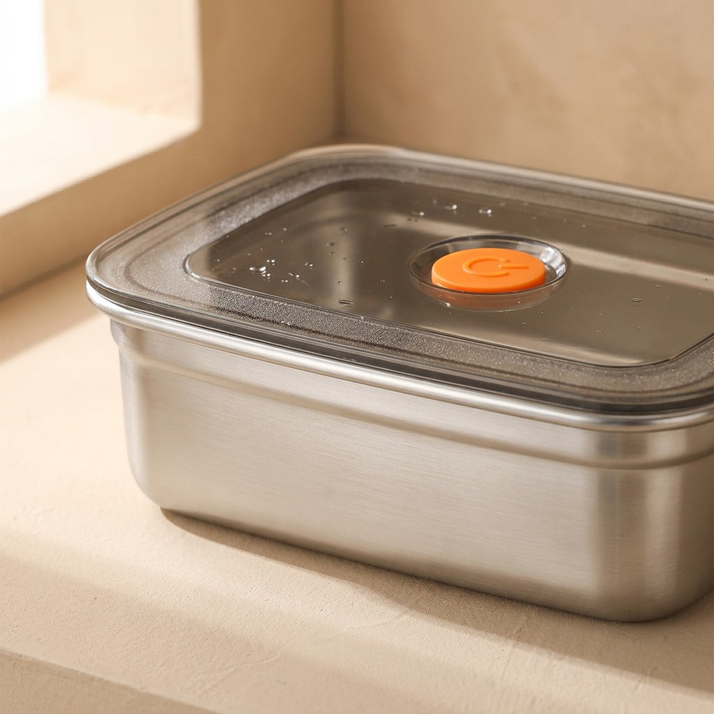 Steelstash™ 316 Stainless Steel Food Storage Box, material and detail close-up