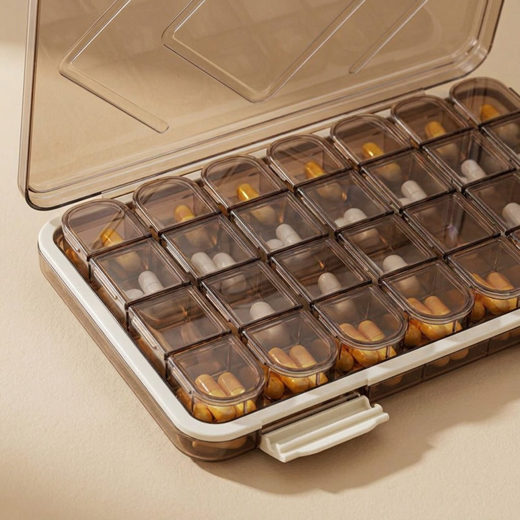 Dosegrid™ PP Plastic Pill Box With Compartments, material and detail close-up