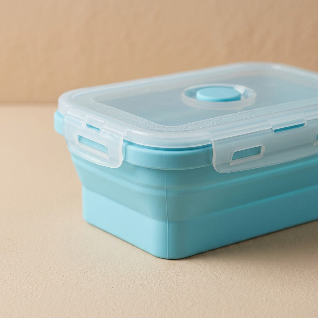 Warmfold™ Silicone Microwave Lunch Box, material and detail close-up