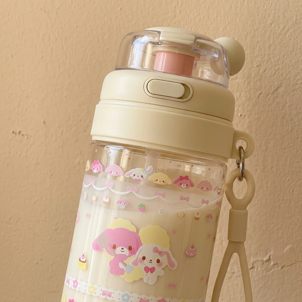 Strawsip™ 500ml Plastic Water Cup With Straw, material and detail close-up