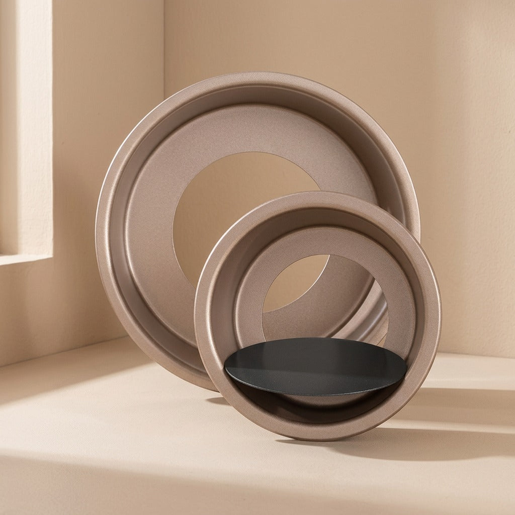 Bakecurve™ Round Carbon Steel Cake Mold